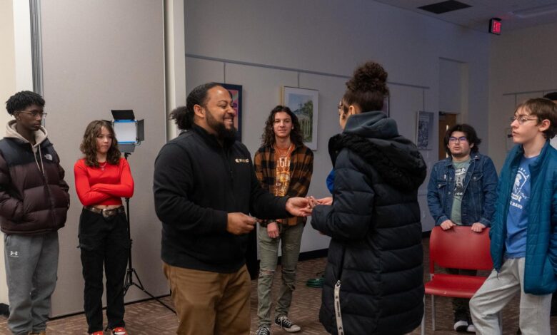 MSU artist in residence holds community workshops to democratize visual storytelling MSU artist in residence holds community workshops to democratize visual storytelling