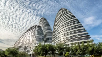 Facade as Storyteller: Cultural Narratives in Iconic Designs