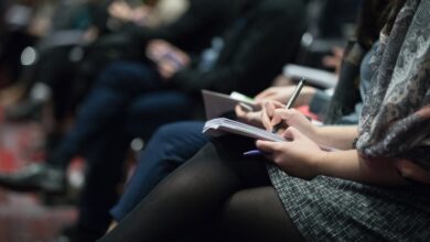 How to report on public officials who spread misinformation