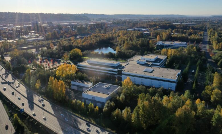 10 Famous Singers from Alaska